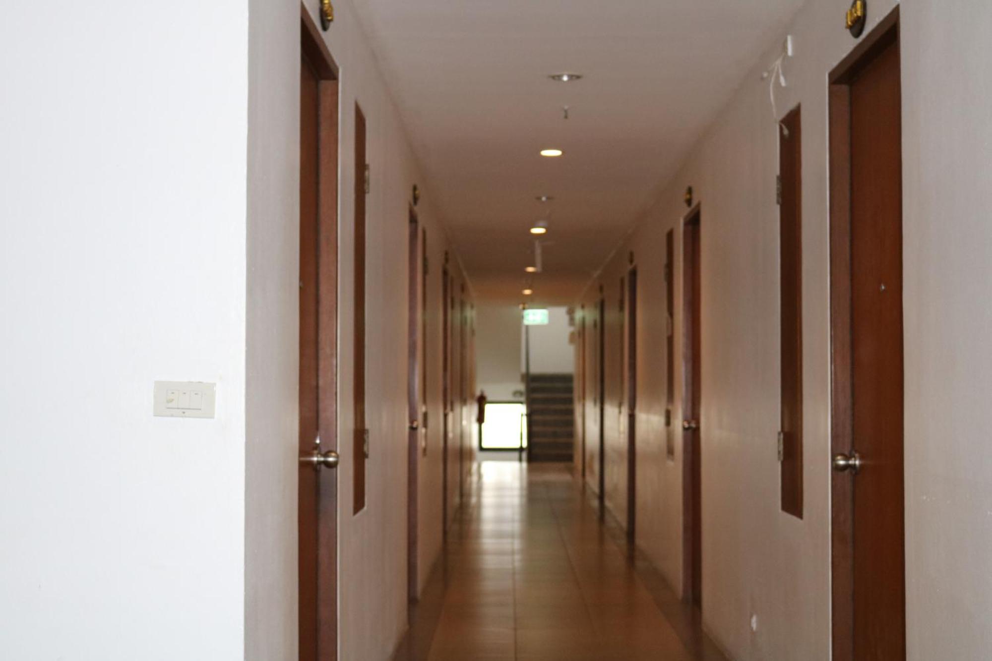 Diamond Crown Hotell Patong Exteriör bild